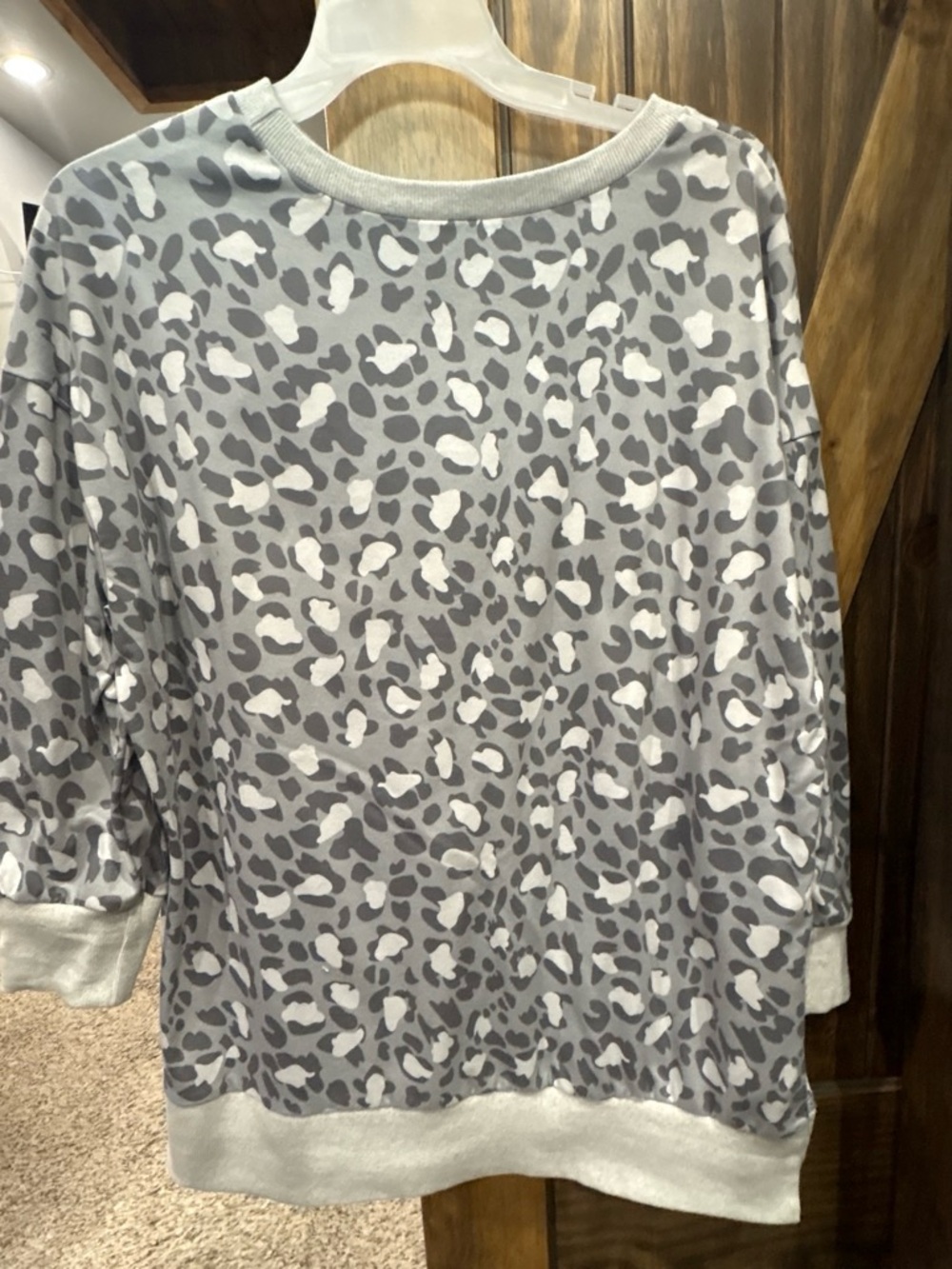 SHEIN Gray & White Leopard-Print Pullover Sweatshirt